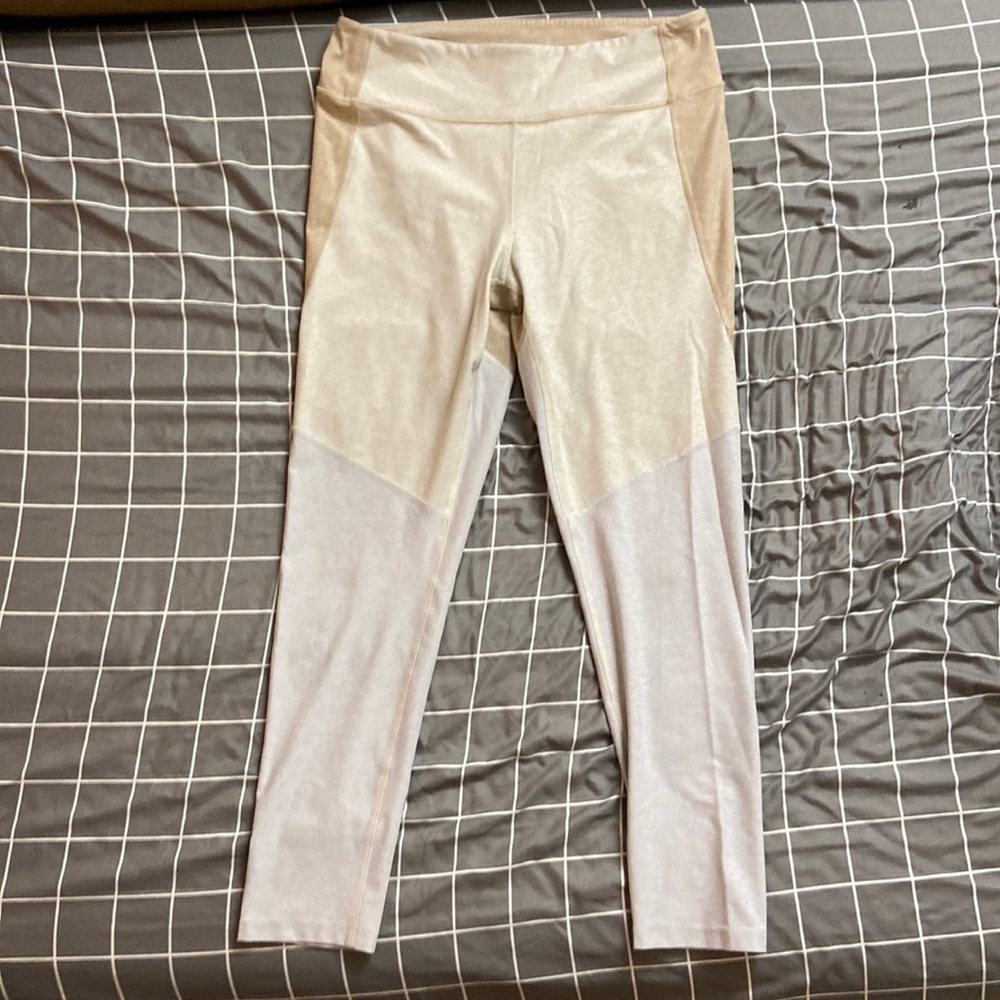 Outdoor voices colorblock leggings